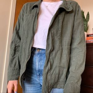Casual army green throw over jacket🐊